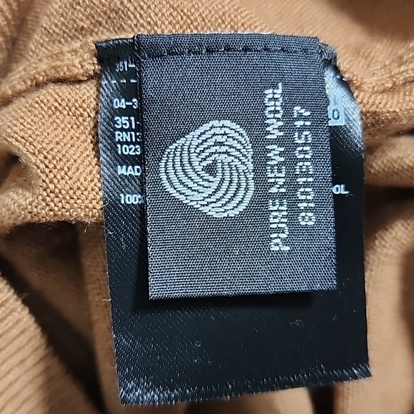 UNIQLO WOMEN  KNIT  WOOL SWEATER/  S - Picture 7 of 16